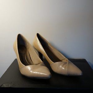 Life Stride soft System heels